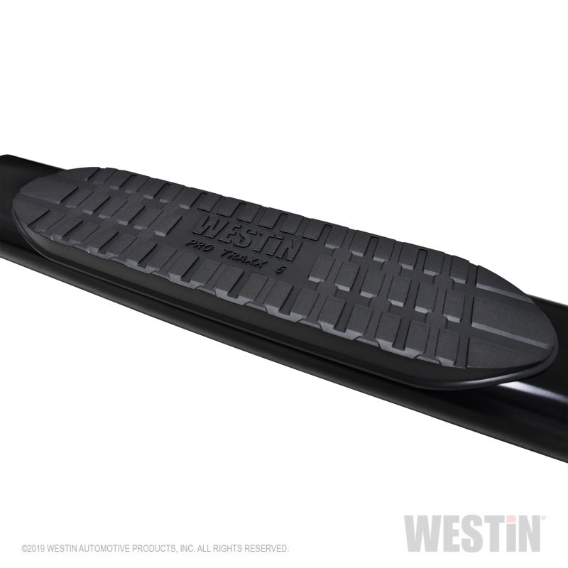 Westin 19-21 Chevrolet Silverado Crew Cab PRO TRAXX 6 Oval Nerf Step Bars - Black