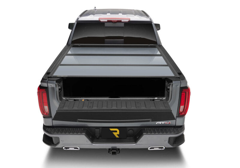 UnderCover 14-18 Chevy/GMC Silverado/Sierra 78in Fusion Bed Cover - Black