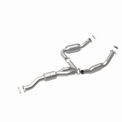 Magnaflow Conv DF 2011-2012 EXPRESS 2500 6.0L 6.0L Underbody