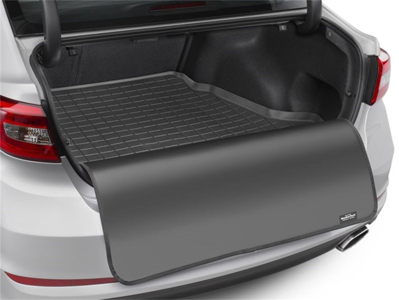 WeatherTech 03-13 Porsche Cayenne Cargo Liner w/ Bumper Protector - Black