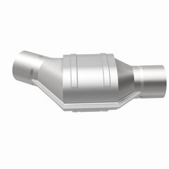 MagnaFlow Conv Univ 2.50inch Angled Inlet