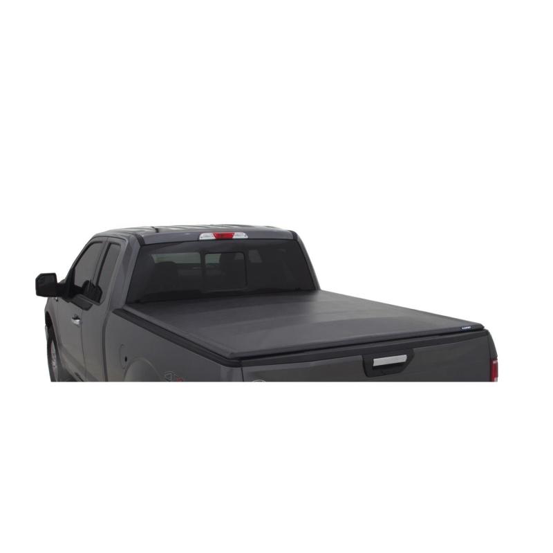 Lund 99-07 Chevy Silverado 1500 (5.8ft. Bed) Genesis Tri-Fold Tonneau Cover - Black