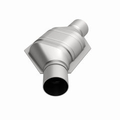 MagnaFlow Conv Universal 2.25 Angled Inlet Rear CA