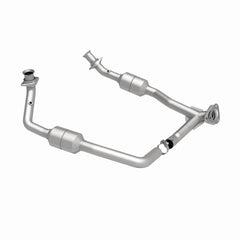 Magnaflow Conv DF 2002 Ford E-Series Vans 5.4L