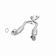 Magnaflow Conv DF 96-98 4.6L *California*