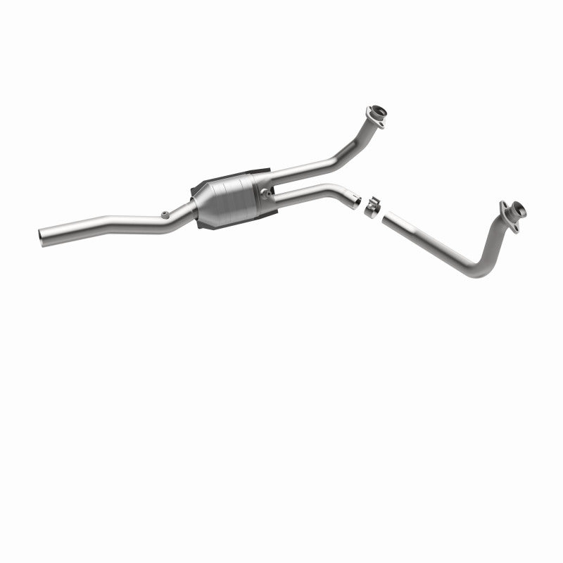 MagnaFlow Conv Direct Fit 96-97 Dodge B1500/B2500/B3500 V8 Underbody