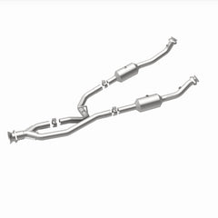 MagnaFlow 20-21 Ford Transit-150 Single Underbody V6 3.5L RWD Direct-Fit Catalytic Converter