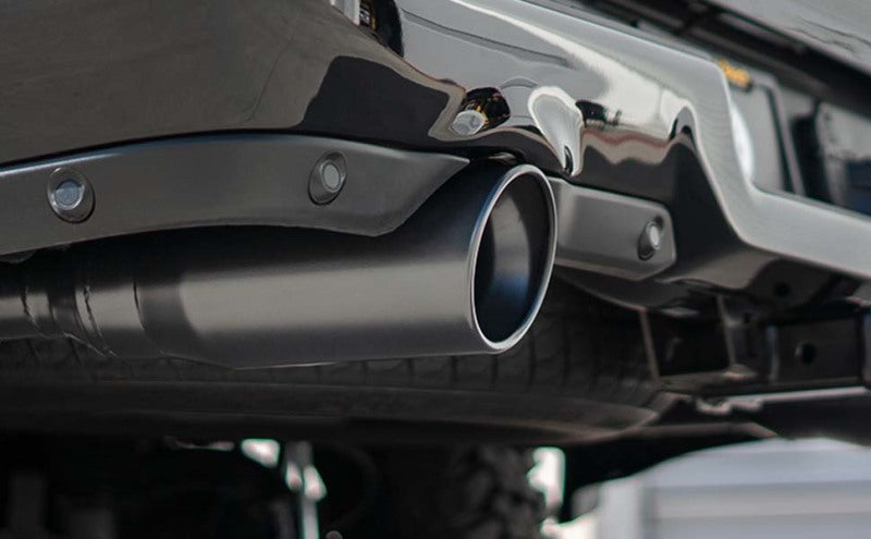 MagnaFlow 2019 Chevy Silverado 1500 V8 5.3L Street Series Dual Split Exit Exhaust w/ Polished Tips