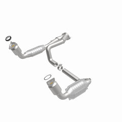 MagnaFlow Conv DF 99-00 Chevy Pickups 4.3L