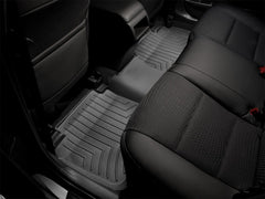 WeatherTech 01-03 Dodge Durango Rear FloorLiner - Black